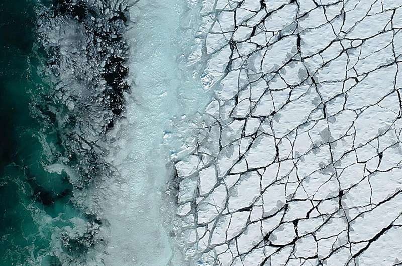 Wave modelling important to predict climate change's effect on sea ice