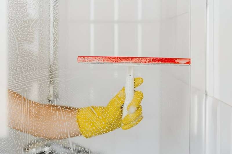 Vinegar and baking soda: A cleaning hack or just a bunch of fizz?